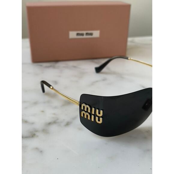 NEW Miu Miu MU54YS Dark Grey Shield Mask Sunglasses $610 - Picture 4 of 15